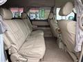 2005 Toyota Alphard V
