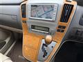 2005 Toyota Alphard V