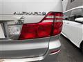 2005 Toyota Alphard V