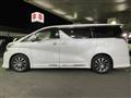 2017 Toyota Vellfire