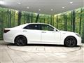 2013 Toyota Crown Hybrid