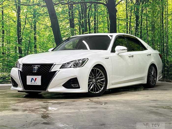 2016 Toyota Crown Hybrid
