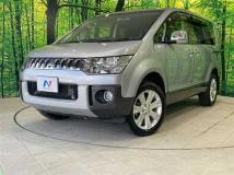 2017 Mitsubishi Delica D5