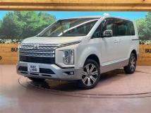 2019 Mitsubishi Delica D5