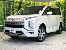 2019 Mitsubishi Delica D5