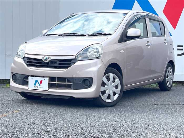 2016 Daihatsu Mira Es