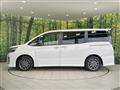 2016 Toyota Voxy