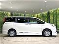 2015 Toyota Noah