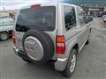 2000 Mitsubishi Pajero Mini