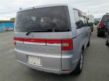 2016 Mitsubishi Delica D5