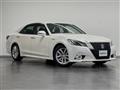 2013 Toyota Crown Hybrid