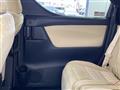 2019 Toyota Alphard Hybrid