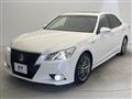 2013 Toyota Crown Hybrid