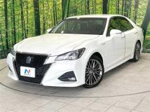 2016 Toyota Crown Hybrid