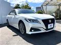 2019 Toyota Crown Hybrid