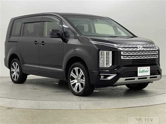 2022 Mitsubishi Delica D5