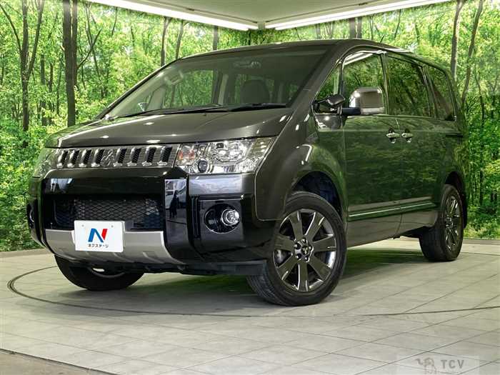 2019 Mitsubishi Delica D5