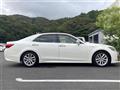 2013 Toyota Crown Hybrid