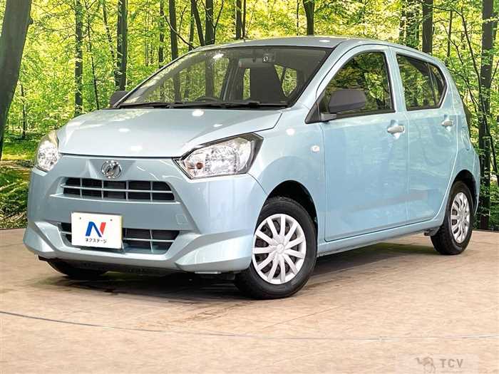 2018 Daihatsu Mira Es
