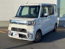 2015 Daihatsu WAKE