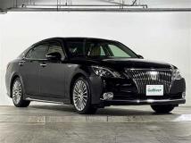 2015 Toyota Crown Majesta