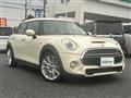 2017 BMW MINI
