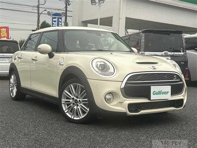 2017 BMW MINI