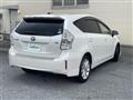 2013 Toyota PRIUS α
