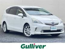 2013 Toyota PRIUS α