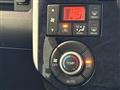 2016 Daihatsu Tanto