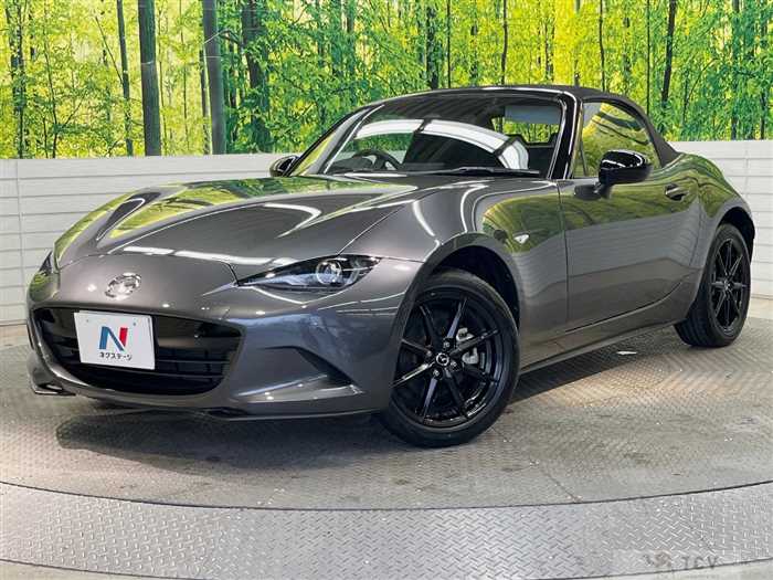 2025 Mazda Roadster
