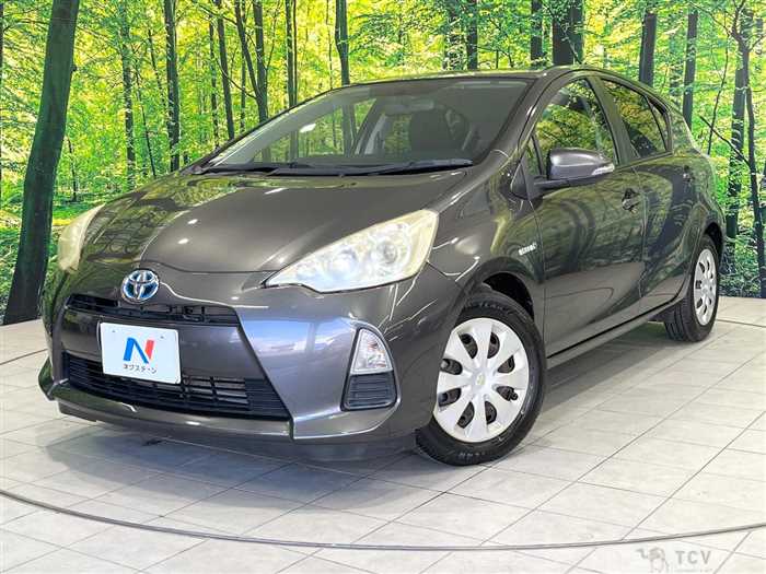 2012 Toyota AQUA