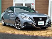 2019 Toyota Crown Hybrid