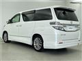 2013 Toyota Vellfire