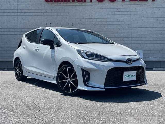 2025 Toyota AQUA