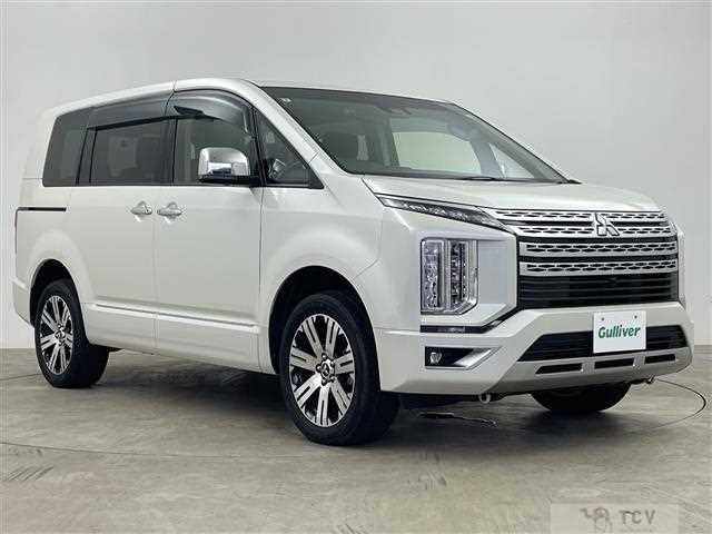 2021 Mitsubishi Delica D5