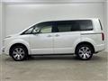2021 Mitsubishi Delica D5