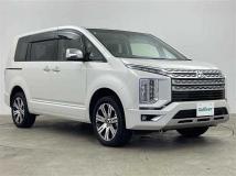2021 Mitsubishi Delica D5