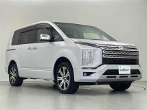 2023 Mitsubishi Delica D5
