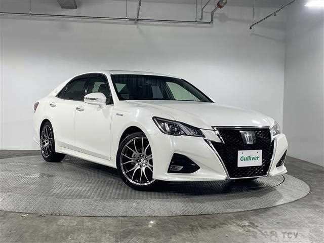 2016 Toyota Crown Hybrid