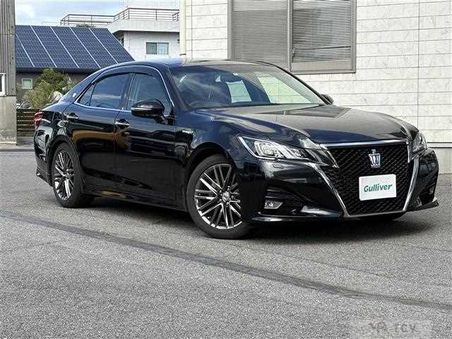 2015 Toyota Crown Hybrid