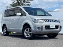 2016 Mitsubishi Delica D5