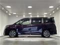 2017 Toyota Voxy