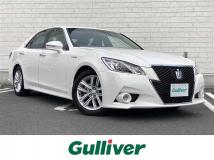 2013 Toyota Crown Hybrid