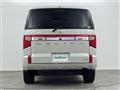 2019 Mitsubishi Delica D5