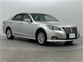 2017 Toyota Crown Hybrid