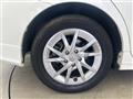 2017 Toyota PRIUS α