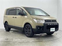 2011 Mitsubishi Delica D5