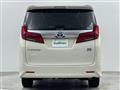2018 Toyota Alphard Hybrid