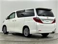 2013 Toyota Alphard